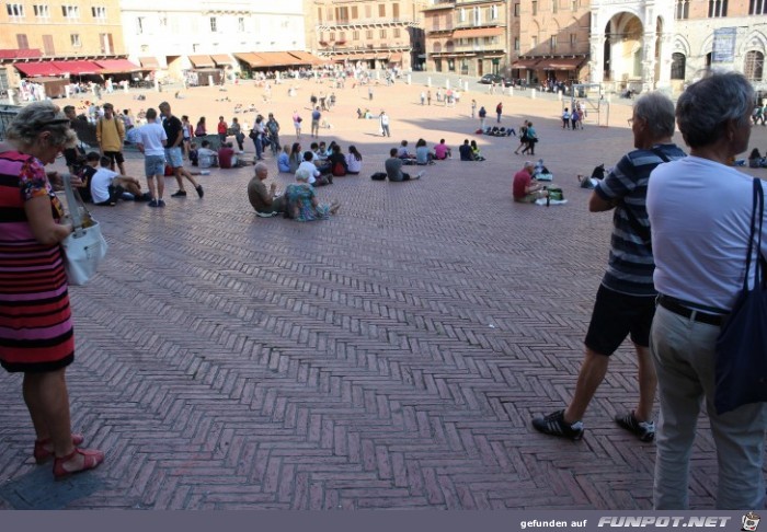 Die Piazza del Campo in Siena