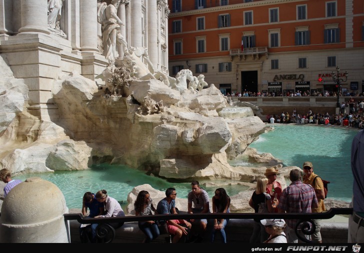Der Trevi-Brunnen in Rom