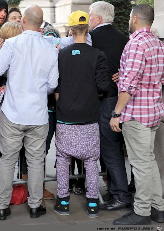 pants-fails-01 pants-fails-01