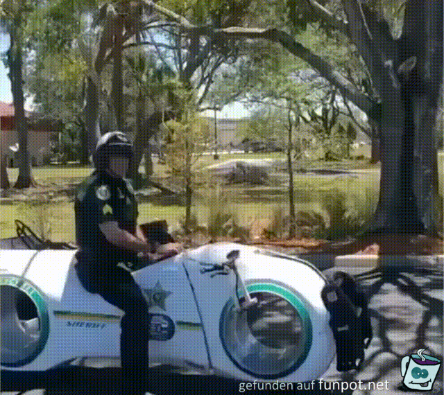 Polizeimotorrad in der Zukunft
