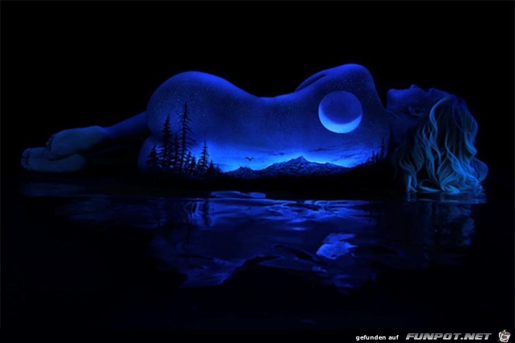 Blacklight Bodyscapes 05 Blacklight Bodyscapes 05