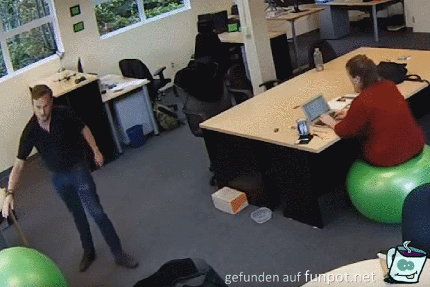 Sitzball platzt Sitzball platzt
