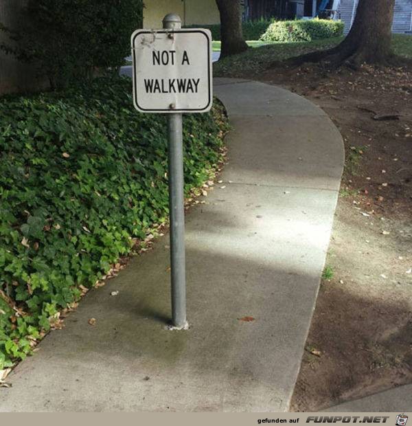 kein Gehweg kein Gehweg