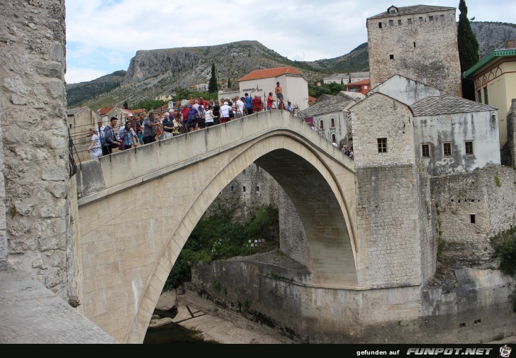 17-22 Stari Most 17-22 Stari Most