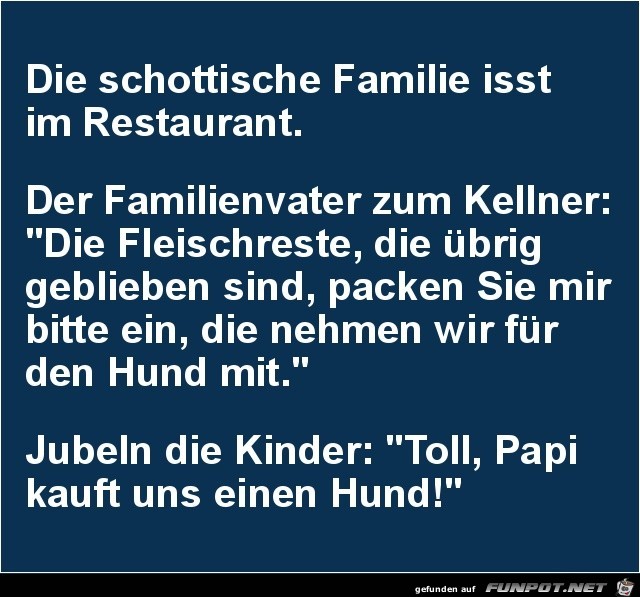 die schottische Familie isst im Restaurant.......