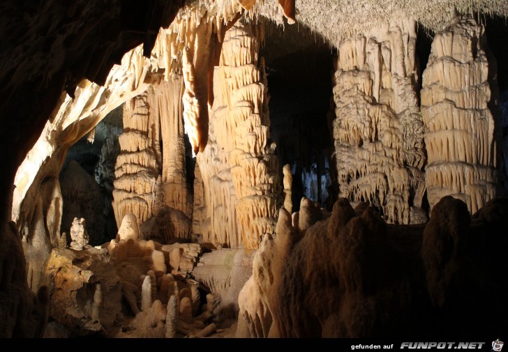 mehr Impressionen aus der Adelsberger Grotte