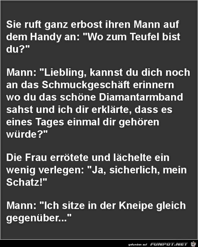 Sitz in der Kneipe gleich gegenueber Sitz in der Kneipe gleich gegenueber