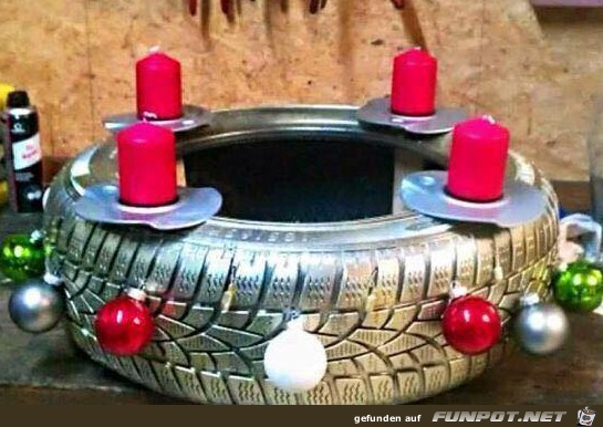Lustiger Adventskranz Lustiger Adventskranz