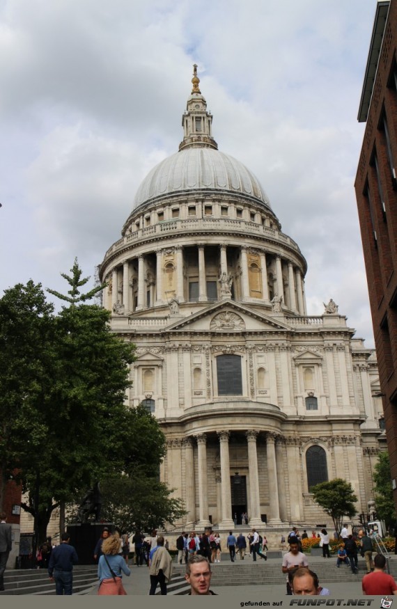 16-050 St Pauls Cathedral