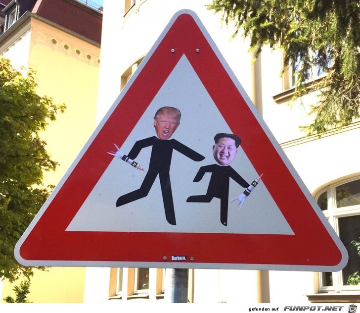 Verkehrsschild Trump Kim