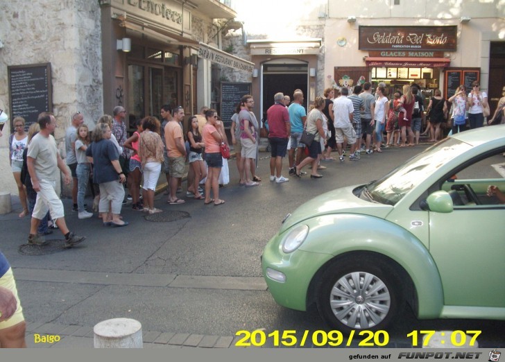 Da gibt's das beste Eis in Antibes.. Da gibt's das beste Eis in Antibes..
