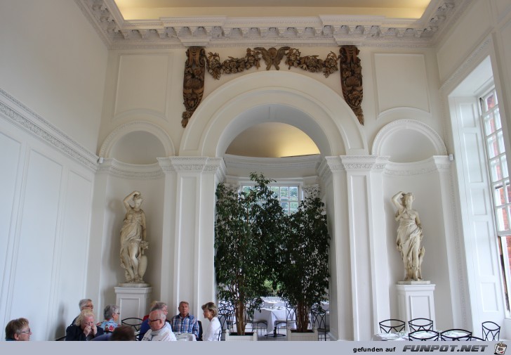 18-18 Orangerie 18-18 Orangerie