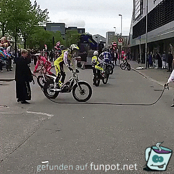 Seilspringen mal anders Seilspringen mal anders