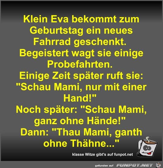Klein Eva bekommt zum Geburtstag ein neues Fahrrad geschenkt Klein Eva bekommt zum Geburtstag ein neues Fahrrad geschenkt