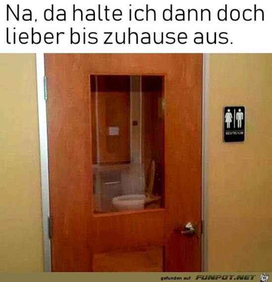 Toilette mit Einblick Toilette mit Einblick