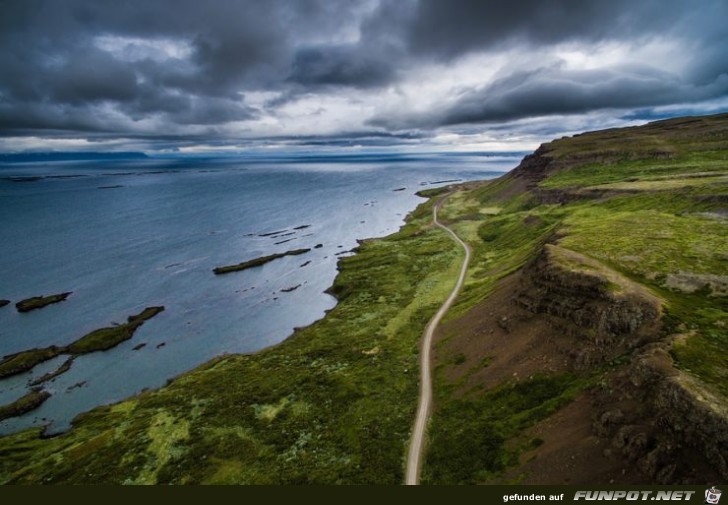 Island von der Drohne aus
