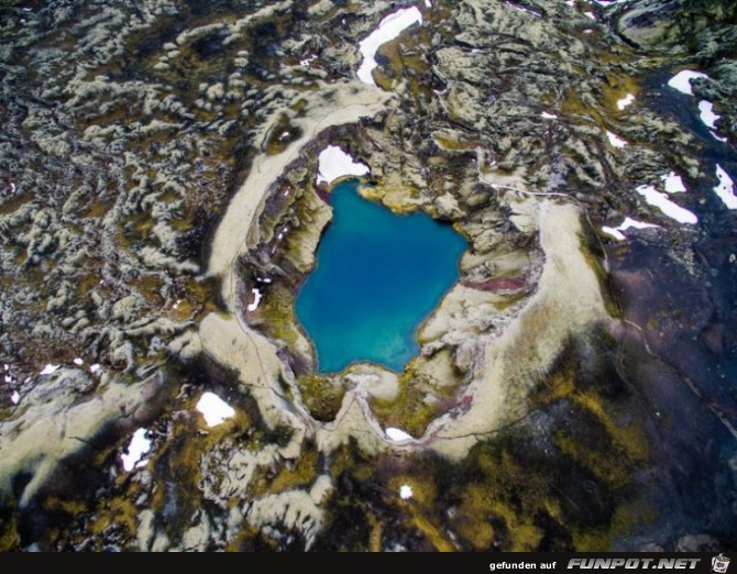 Island von der Drohne aus