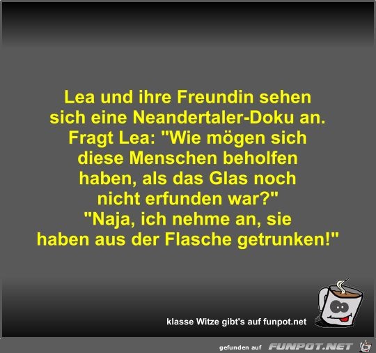 Lea und ihre Freundin sehen sich eine Neandertaler-Doku an