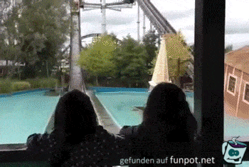 Heftige Wasserrutsche Heftige Wasserrutsche