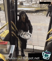 Bezahlt Bus mit Spendengeld Bezahlt Bus mit Spendengeld