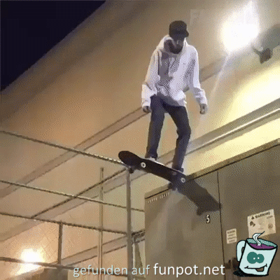 Skateboard macht sich selbstständig Skateboard macht sich selbstständig