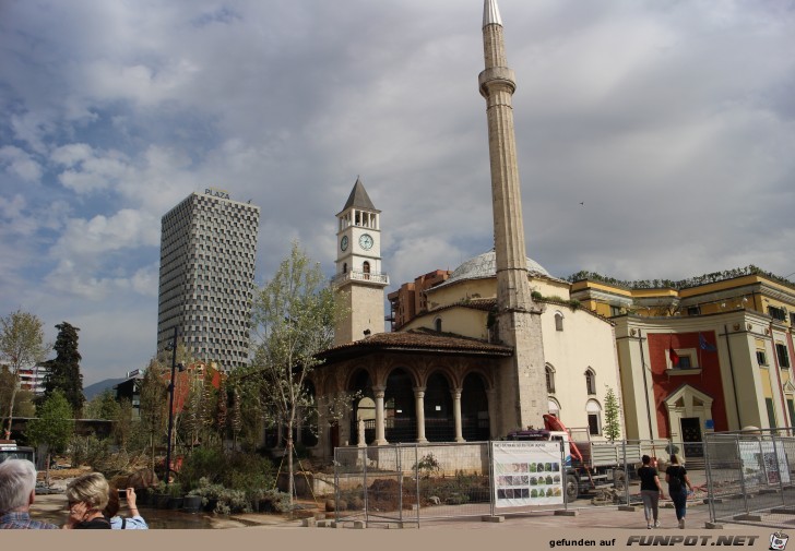 Tirana Moschee Tirana Moschee
