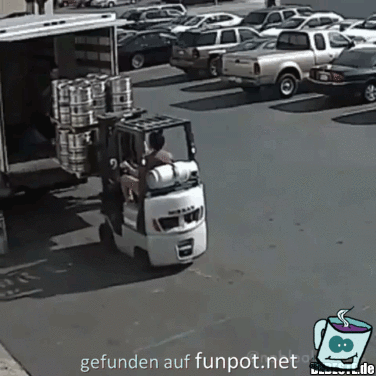 Transport von Fässern... Transport von Fässern...