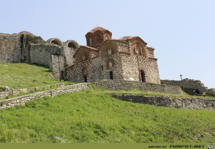 Berat Festung 9