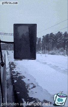 Schneeäumen auf den Gleisen Schneeäumen auf den Gleisen