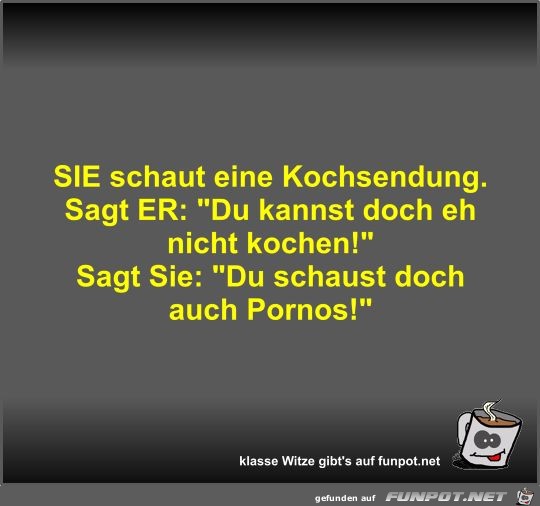 SIE schaut eine Kochsendung SIE schaut eine Kochsendung
