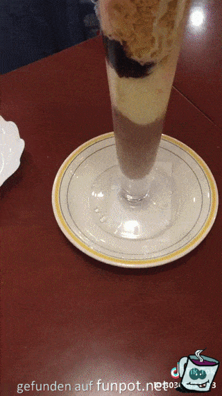 Ich wollte nur einen kl. Eisbecher Ich wollte nur einen kl. Eisbecher
