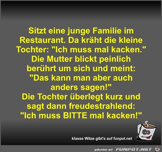 Sitzt eine junge Familie im Restaurant