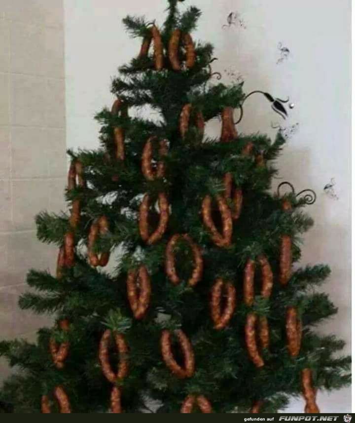 Weihnachtsbaum ist fast fertig