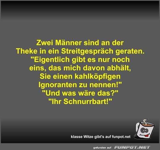 Zwei Männer sind an der Theke in ein Streitgespräch geraten Zwei Männer sind an der Theke in ein Streitgespräch geraten