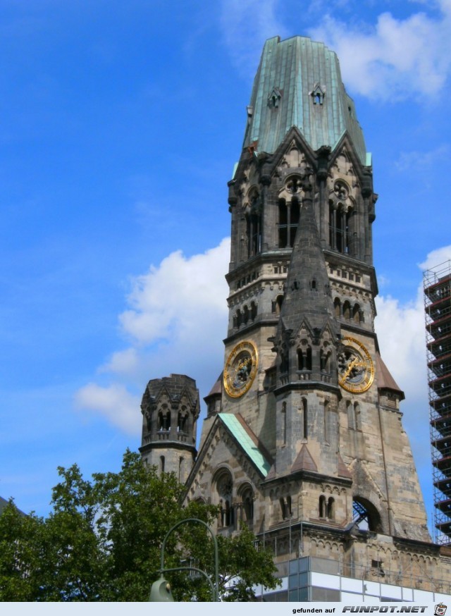 Berlin-kaiser-wilhelm-gedaechtniskirche-alter-turm-2014g Ho