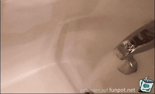 Eigenwilliger Wasserhahn Eigenwilliger Wasserhahn