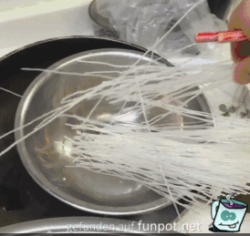Nudeln kochen Nudeln kochen