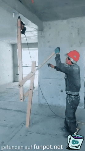 Wenn man auf den Bau mal keine Leiter zu Hand hat Wenn man auf den Bau mal keine Leiter zu Hand hat