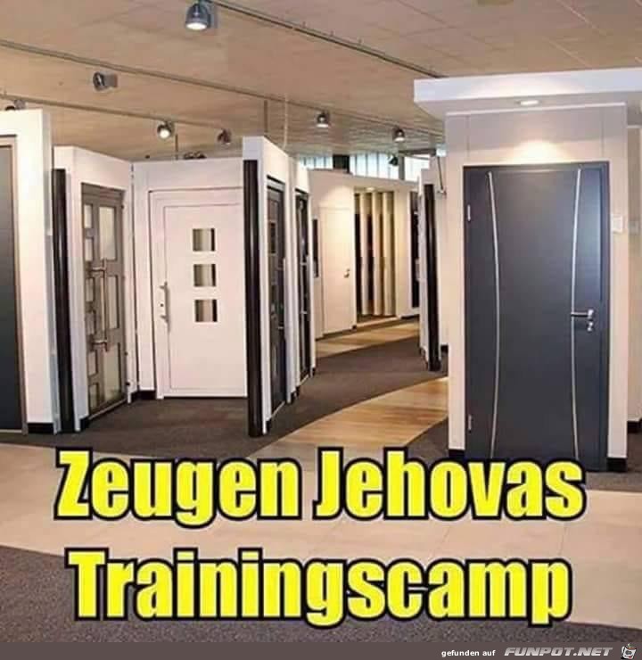Zeugen Jehovas Trainingscamp