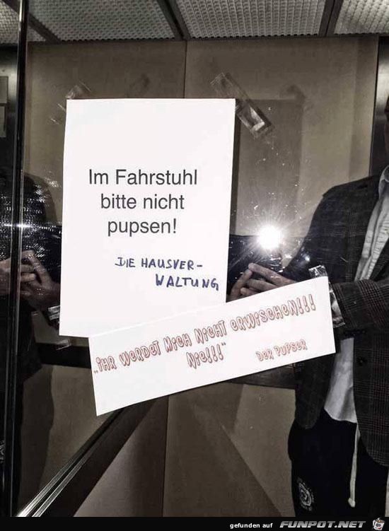 Im Fahrstuhl Im Fahrstuhl