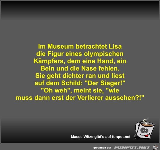 Im Museum betrachtet Lisa die Figur eines olympischen... Im Museum betrachtet Lisa die Figur eines olympischen...