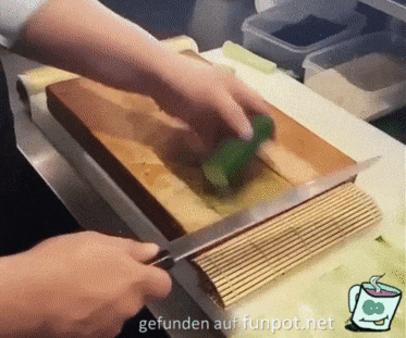 Gurke schneiden Gurke schneiden