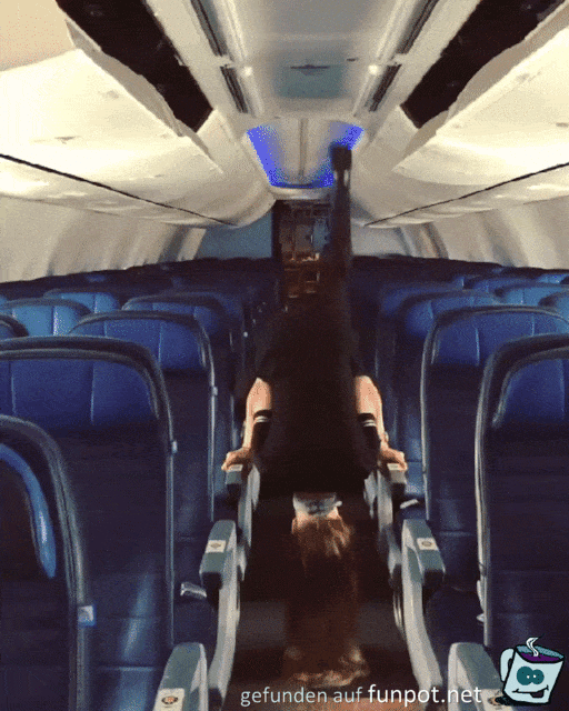 Gelenkige Stewardess