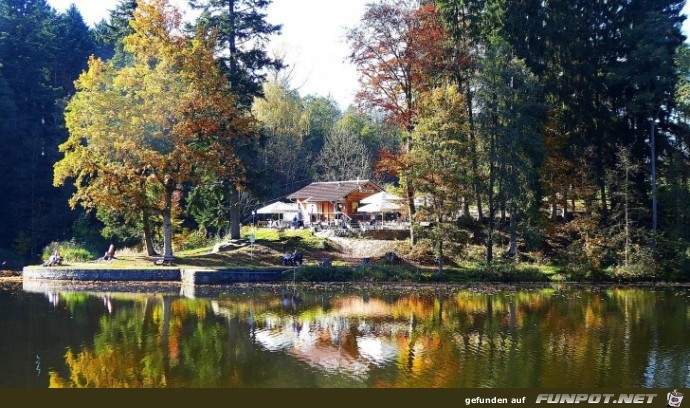 der Ebnisee im Herbst