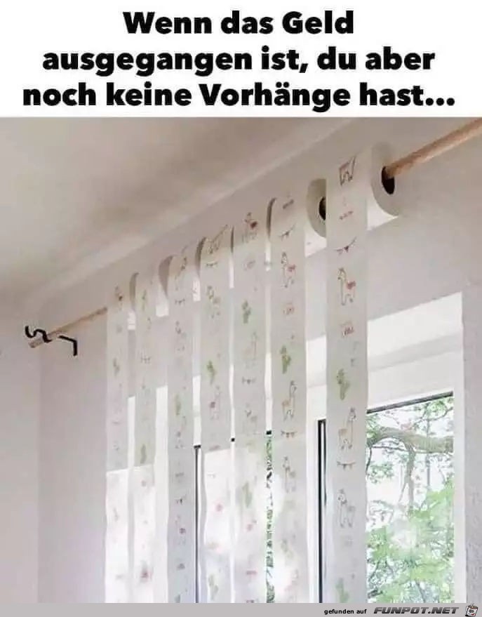 Die erste Wohnung mit neuen Gardinen