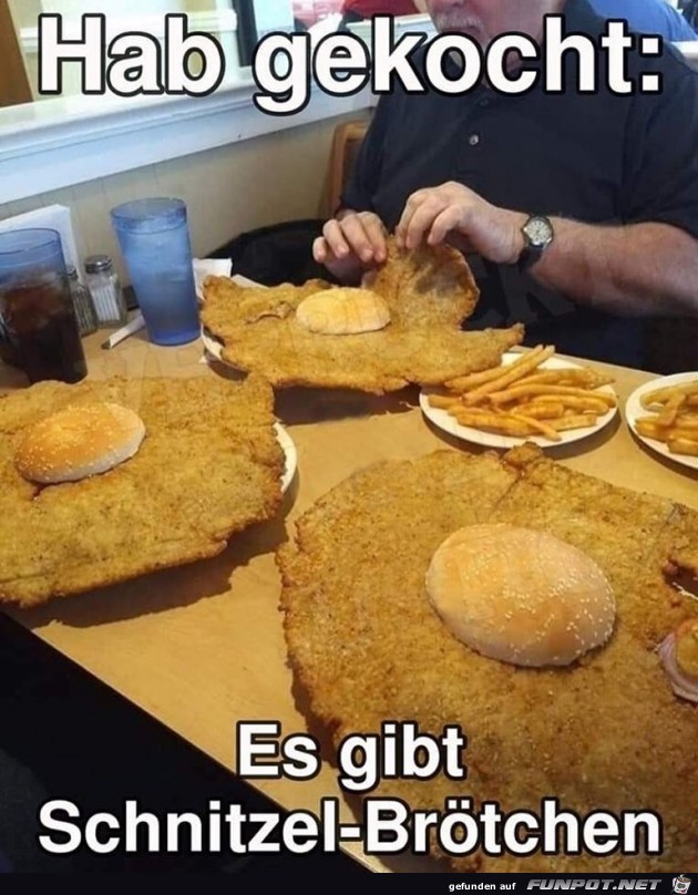 Es gibt Schnitzel-Brötchen Es gibt Schnitzel-Brötchen