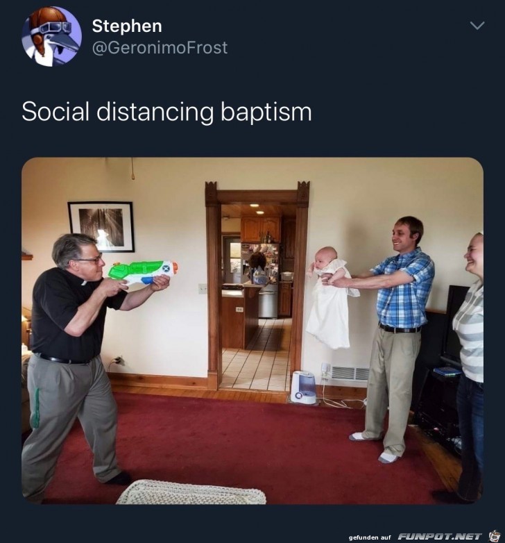 Bei der Taufe auf Distanz gehen