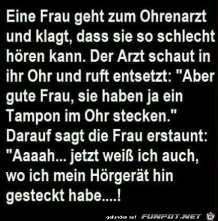 eine Frau geht zum Ohrenarzt