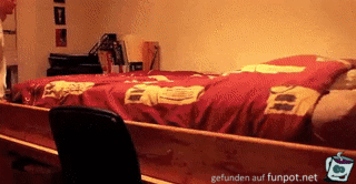 Geniale Bett-Schreibtisch-Kombi Geniale Bett-Schreibtisch-Kombi