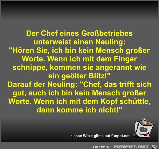 Der Chef eines Grobetriebes unterweist einen Neuling